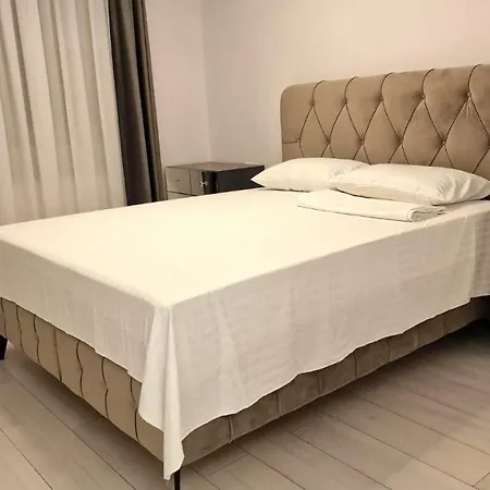 Regie Rezidence Apartment *