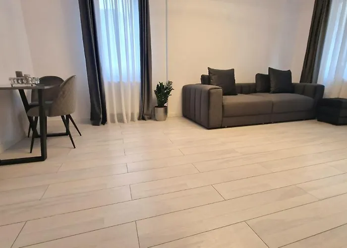 Regie Rezidence Apartment *