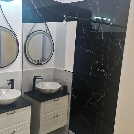 Apartment Regie Rezidence *