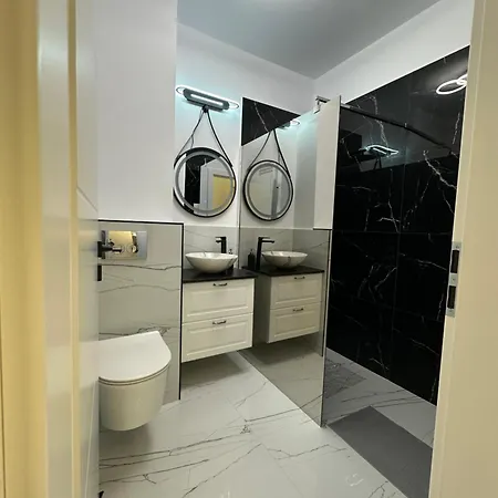 Regie Rezidence Apartment *