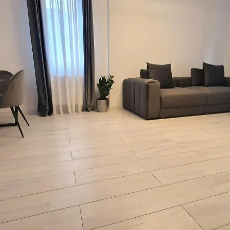 Regie Rezidence Apartment *